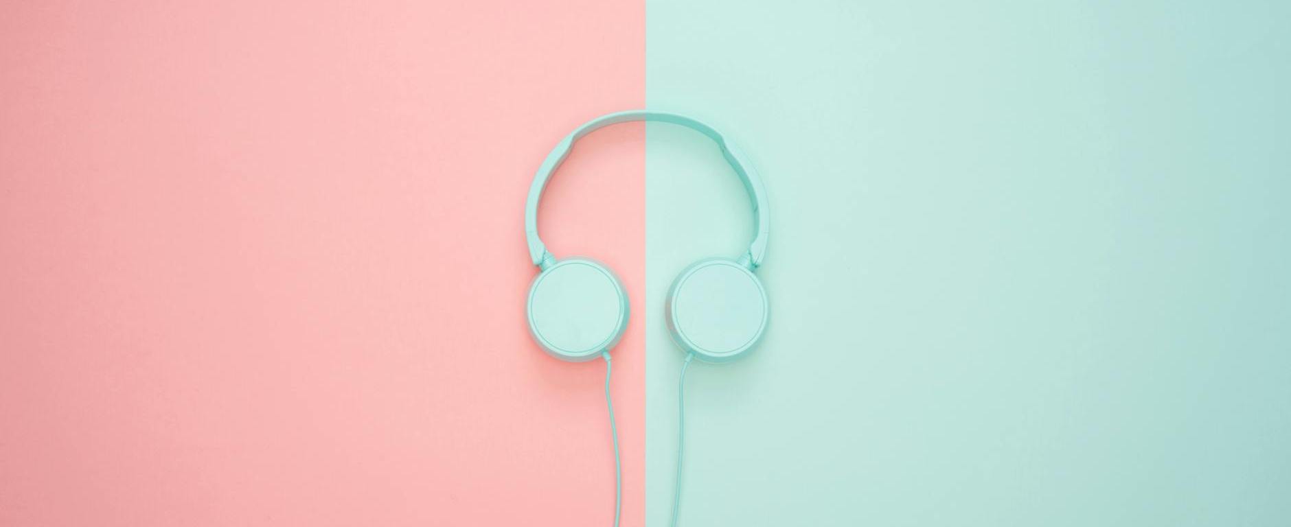 blue headphone